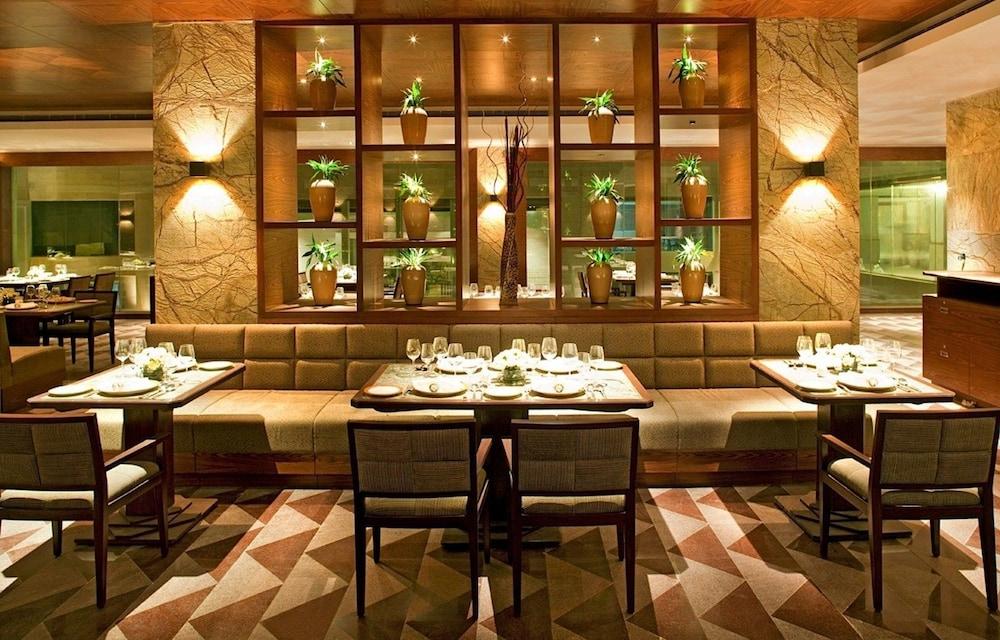 The Lalit Traveller- Airport Hotel Jaipur Exterior foto